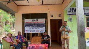 Melki Laka Lena       Meninjau  Langsung  Peresmian  Sekertariat JMSI NTT