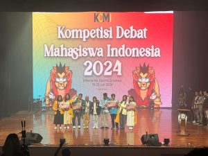 Mahasiswa Universitas Nusa Cendana Raih Juara 1 Kompetisi Debat Mahasiswa Indonesia 2024