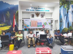 Peduli Bagi Sesama, PLN NTT Dan PMI Kerjasama Gelar  Donor Darah