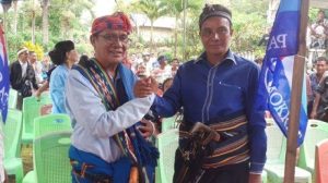 Pasangan Niga-   John Ajak     Warga Sumba Barat   Kembangkan Tanaman Holtikura Sebagai  Solusi  Hadapi  Gagal  Panen