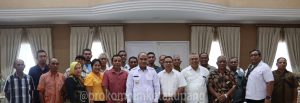 Pj. Wali Kota Kupang “Ngopi Bareng” bersama RT/RW, LPM dan Lurah se-Kecamatan Kelapa Lima