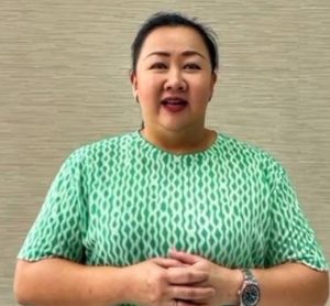 Konsisten  Terhadap Pembangunan Daerah ,  Jane   Natalia Suryanto     Berikan Bantuan  Beasiswa  Bagi 81 Orang  Mahasiswa   Kristen  Wacana Sumba