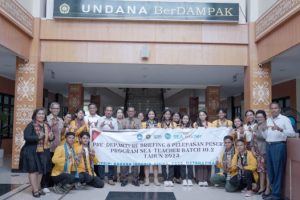 Kirim 14 Mahasiswa ke Filipina dan Thailand, Begini Pesan Pimpinan Universitas
