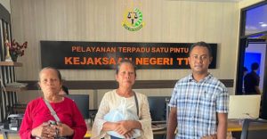Polres TTU Resmi  Serahkan  Barang   Bukti  Dua Tersangka  Yang Di Diduga    Lakukan Tidana Pembunuhan