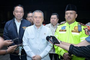 Menteri Perhubungan, Kakorlantas Polri, dan Direktur Utama PT Jasa Raharja Tinjau Command Center KM 29 Sekaligus Doa Bersama untuk Kelancaran Operasi Ketupat 2025