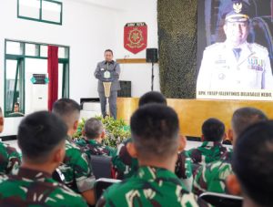 Dukung   Keamanan Perbatasan,   Bupati TTU    Berikan Pembekalan  Bagi  Personel Satgas  Pamtas RI Yonarhanud  II   Sebagai Sebelum Jalankan Tugas   di Perbatasan TTU- RDTL