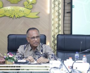 Usman Husin  Siap    Berikan  Bantuan Pupuk Gratis 5 Ton Bagi   Petani di Rote Ndao