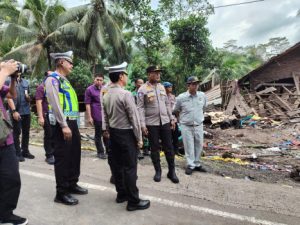 Jasa Raharja Jamin Seluruh Korban Kecelakaan antara Truk dan Angkutan Pedesaan di Purworejo, Jawa Tengah