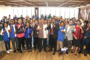 Gubernur NTT  Ajak   Semua Komponen kolaborasi   Bersama  Berikan Perlindungan Tenaga Kerja Formal  Dan  Informal