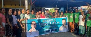 Reses Di Desa Batuatua,   Usman Husin  Siap Perjuangkan Handtraktor Roda Empat, Mesin Taman dan  Alat  Potong Padi