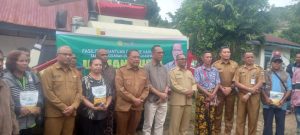 Bupati TTS :  Bantuan   Combine Harvester, Power Thresher  Dan  45  Ton Benih   Jagung Unggul Hibrida  Dari Usman Husin  Sebagai Sarana Strategis Tingkatkan Produktivitas  Pertanian