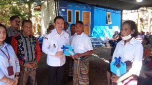 Kolaborasi Pro-Rakyat,    Bank NTT Salurkan CSR Rp 425 Juta Bangun Rumah Layak Huni di Kota Kupang