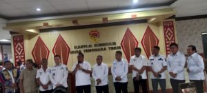 Charlie Paulus Resmi Nahkodai Bank NTT, Gubernur Melki Umumkan Susunan Direksi Baru di RUPSLB
