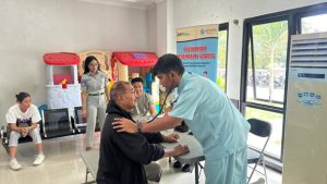 MUKL Sambangi Oebobo, Warga Antusias Ikuti Pemeriksaan Kesehatan Gratis