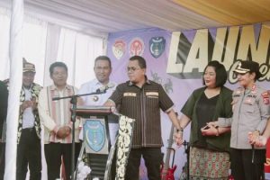 Gubernur Melki Resmikan NTT Mart TTU, Dorong Cinta Produk Lokal dan UMKM Naik Kelas