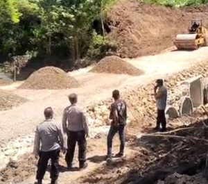 Jembatan Oelamasi I Putus, BPJN NTT Kebut Jalur Alternatif Trans Timor: Target Dibuka Malam Ini