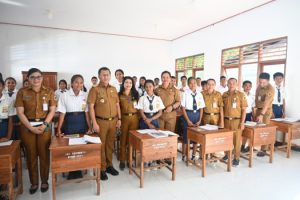 Tingkatkan  Layanan Publik, Bupati Kupang  Tinjau  Langsung Tes PKA di SMPN I Kupang