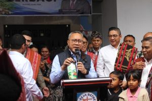 Kunjungan Menko Zulkifli Hasan ke GBI NTT Disambut Meriah, Fokus Swasembada Pangan dan Ekonomi Rakyat