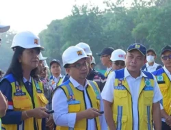 Pemerintah Percepat Konservasi Pantai Kuta-Legian-Seminyak, Wamen PU Pastikan Proyek Sesuai Target