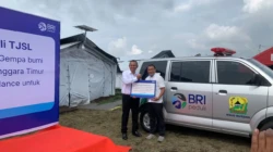 BRI Hadirkan Ambulans untuk Tingkatkan Layanan Kesehatan di Ruteng